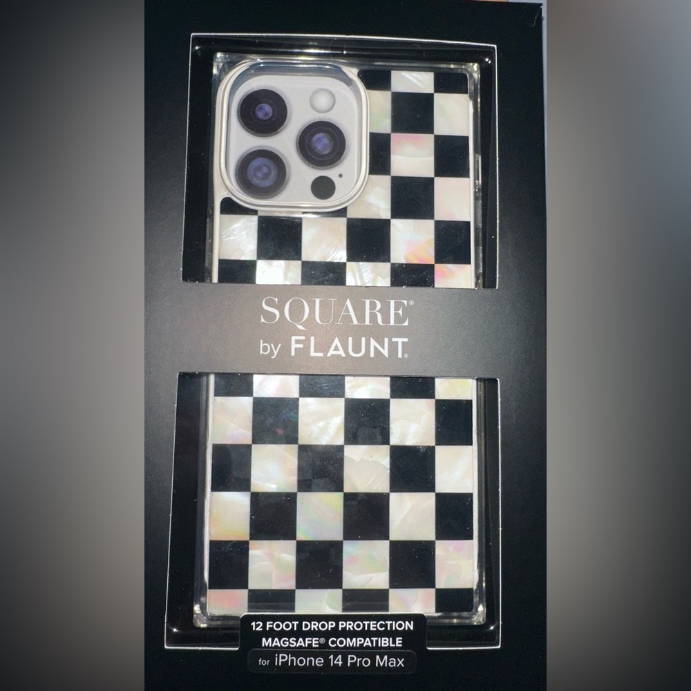 NWT Square Mother of Pearl IPhone 14 Pro Max Case